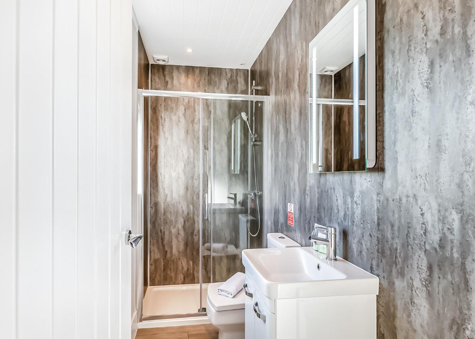 Waterside Hambleton Lakeside Lodges Poulton-le-Fylde Экстерьер фото