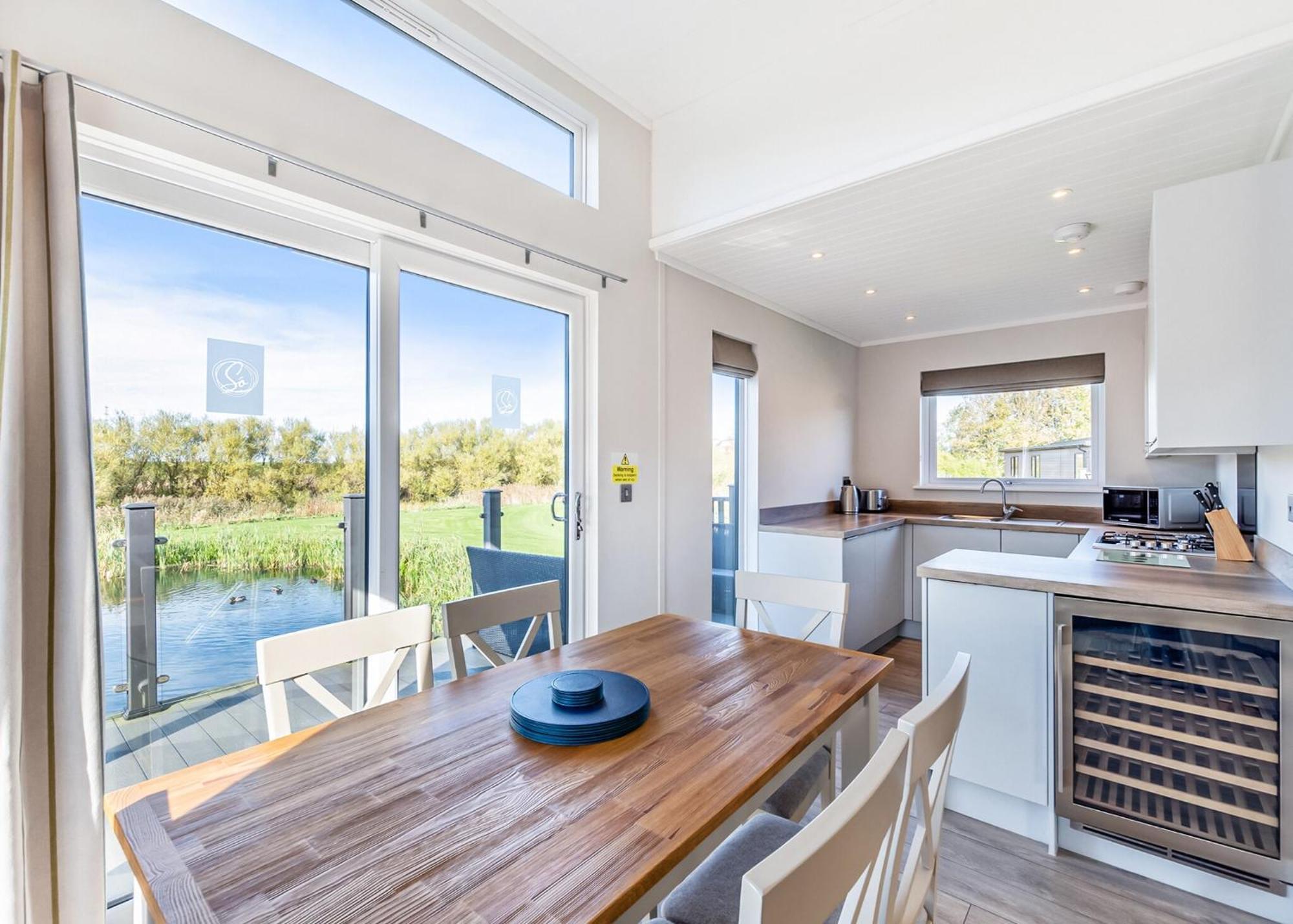 Waterside Hambleton Lakeside Lodges Poulton-le-Fylde Экстерьер фото