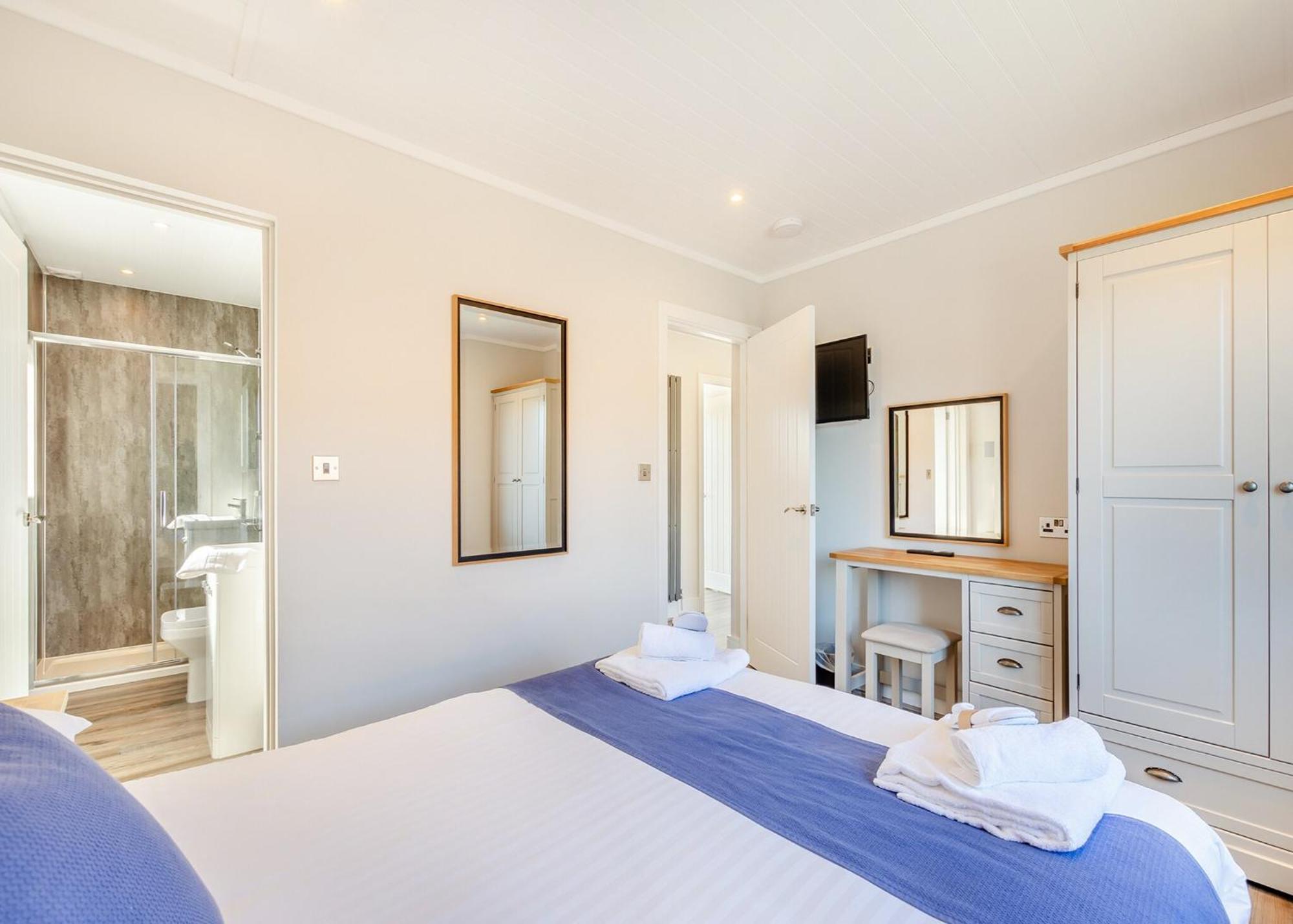 Waterside Hambleton Lakeside Lodges Poulton-le-Fylde Номер фото